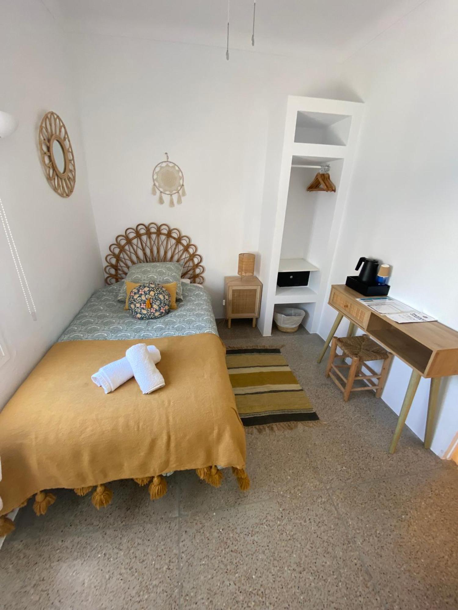 La Bohemia Del Rio Boutique Hotel - Adults Only Santa Eularia des Riu Luaran gambar